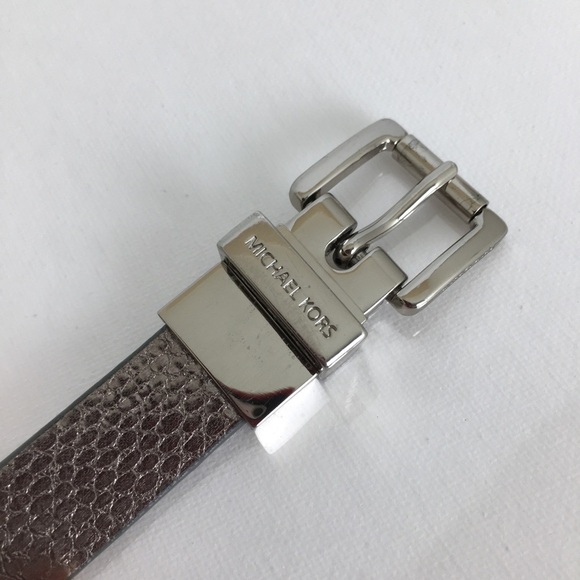 Michael Kors Thin Reversible Belt Black Patent Leather Silver Snakeskin Size L - Picture 12 of 14